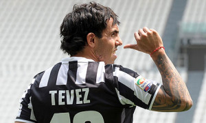 Argentina's striker Carlos Tevez